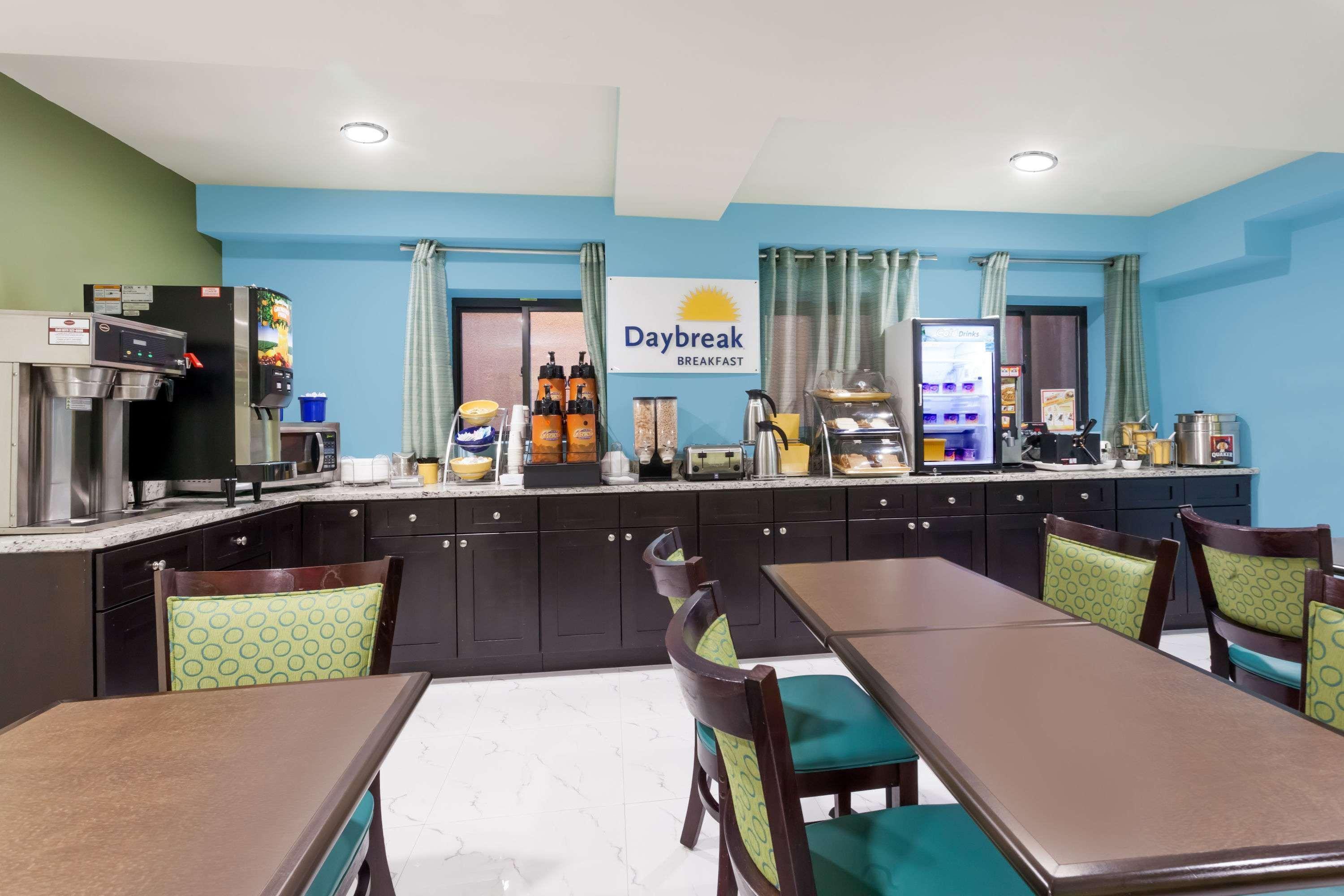 Days Inn & Suites By Wyndham Jamaica Jfk Airport Νέα Υόρκη Εξωτερικό φωτογραφία
